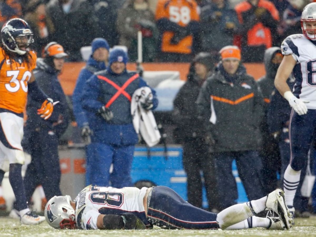 Rob Gronkowski injury: Patriots TE exits game vs Broncos - Sports  Illustrated