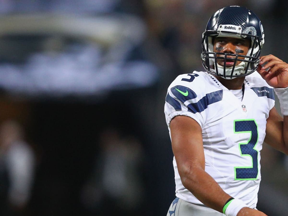 Study shows Twitter use by Russell Wilson leads to bad games