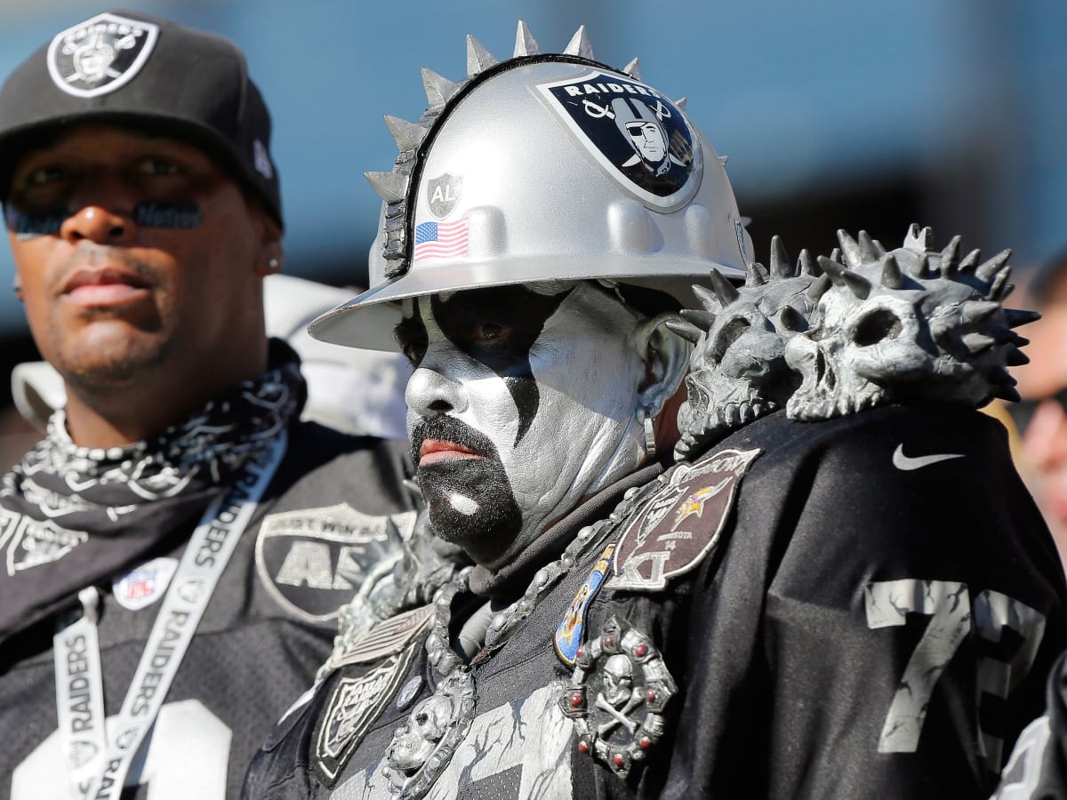 Arizona Cardinals fans thankful for Oakland Raiders' generosity