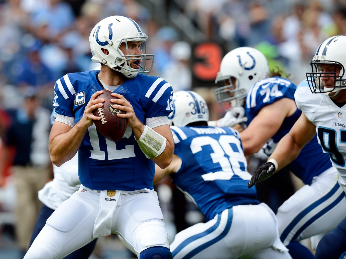 Colts list Andrew Luck as questionable