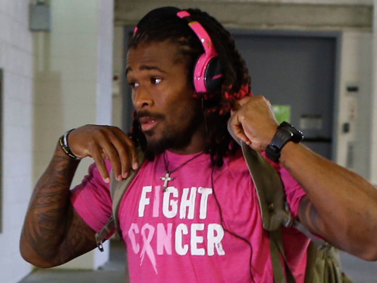 NFL tone-deaf to limit DeAngelo Williams wearing pink - Sports Illustrated