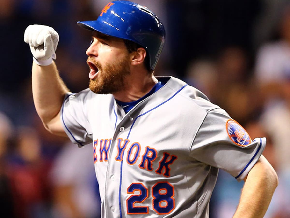 Postseason hero Daniel Murphy costs Mets with late error in World Series  Game 4
