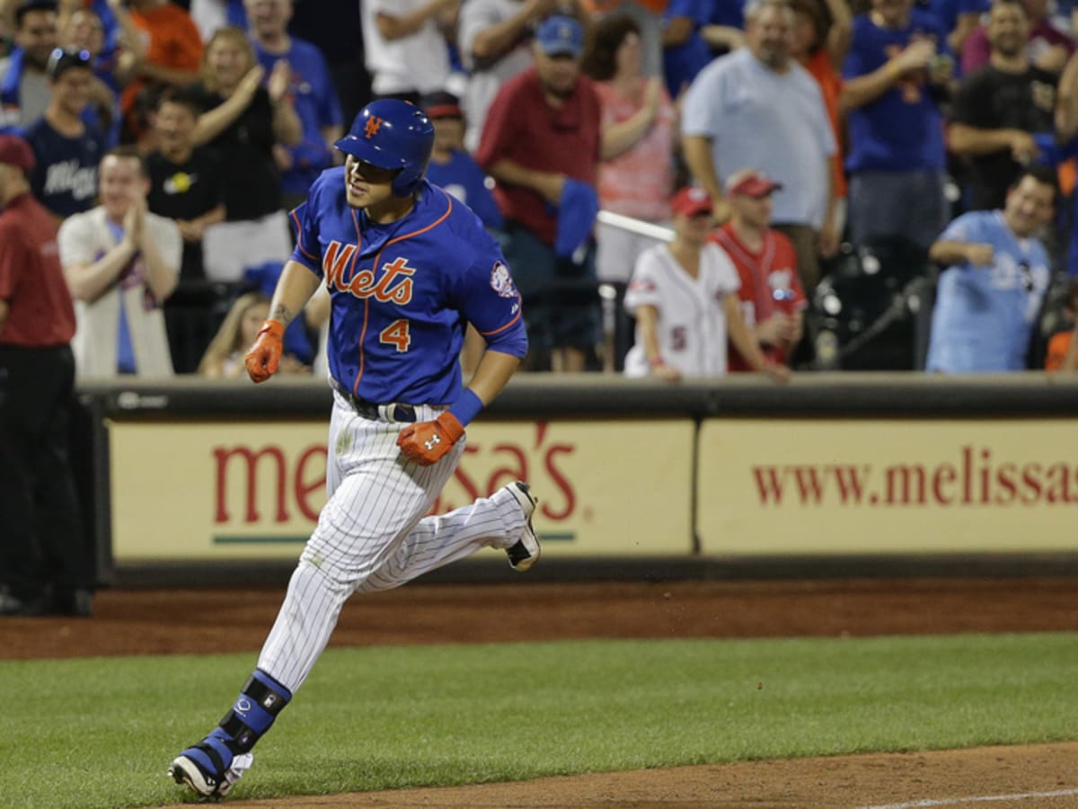 There IS crying in baseball. Wilmer Flores hit a walk-off home run