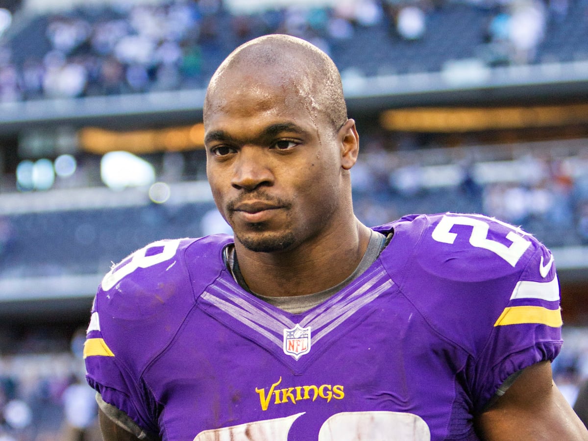 Adrian Peterson reinstated by Vikings, expected to play