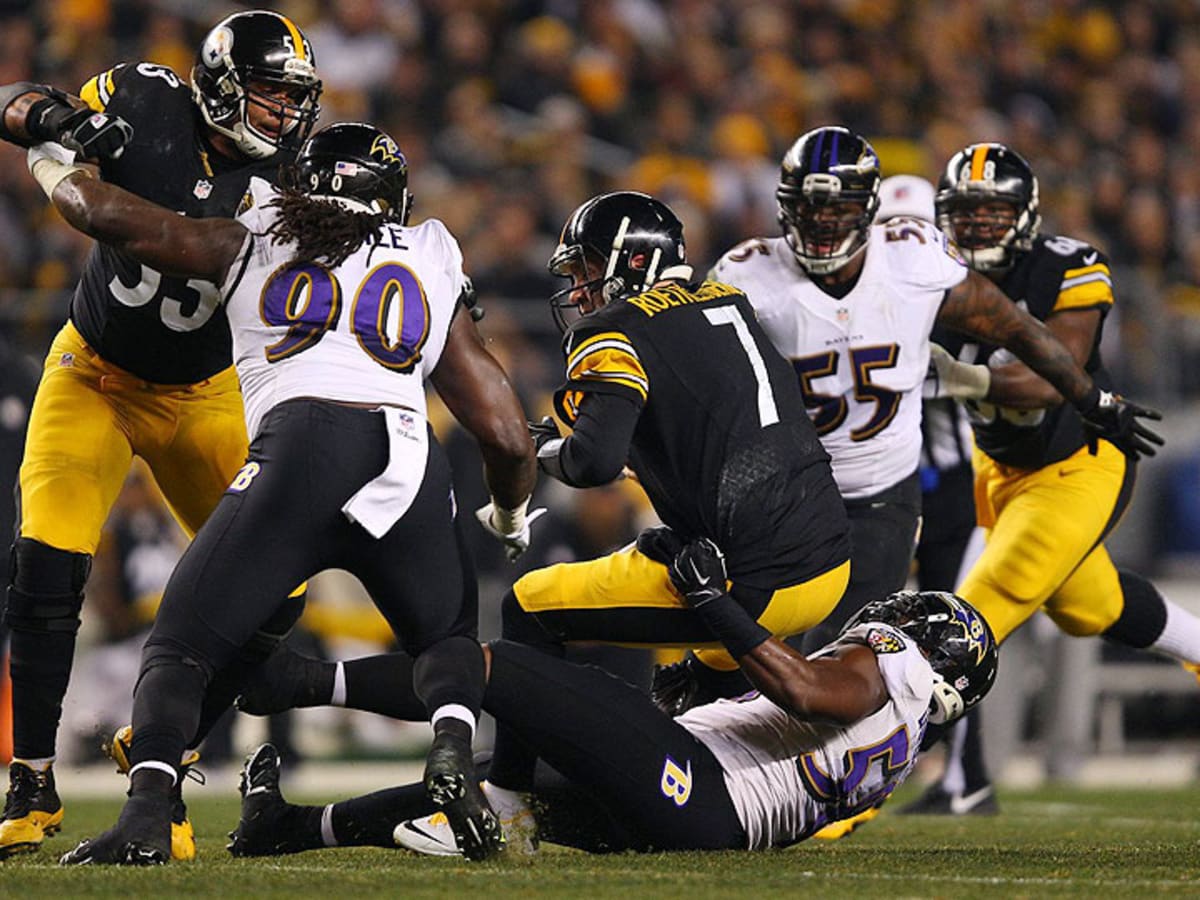 Steelers wrap up AFC North title, set up showdown with Pats