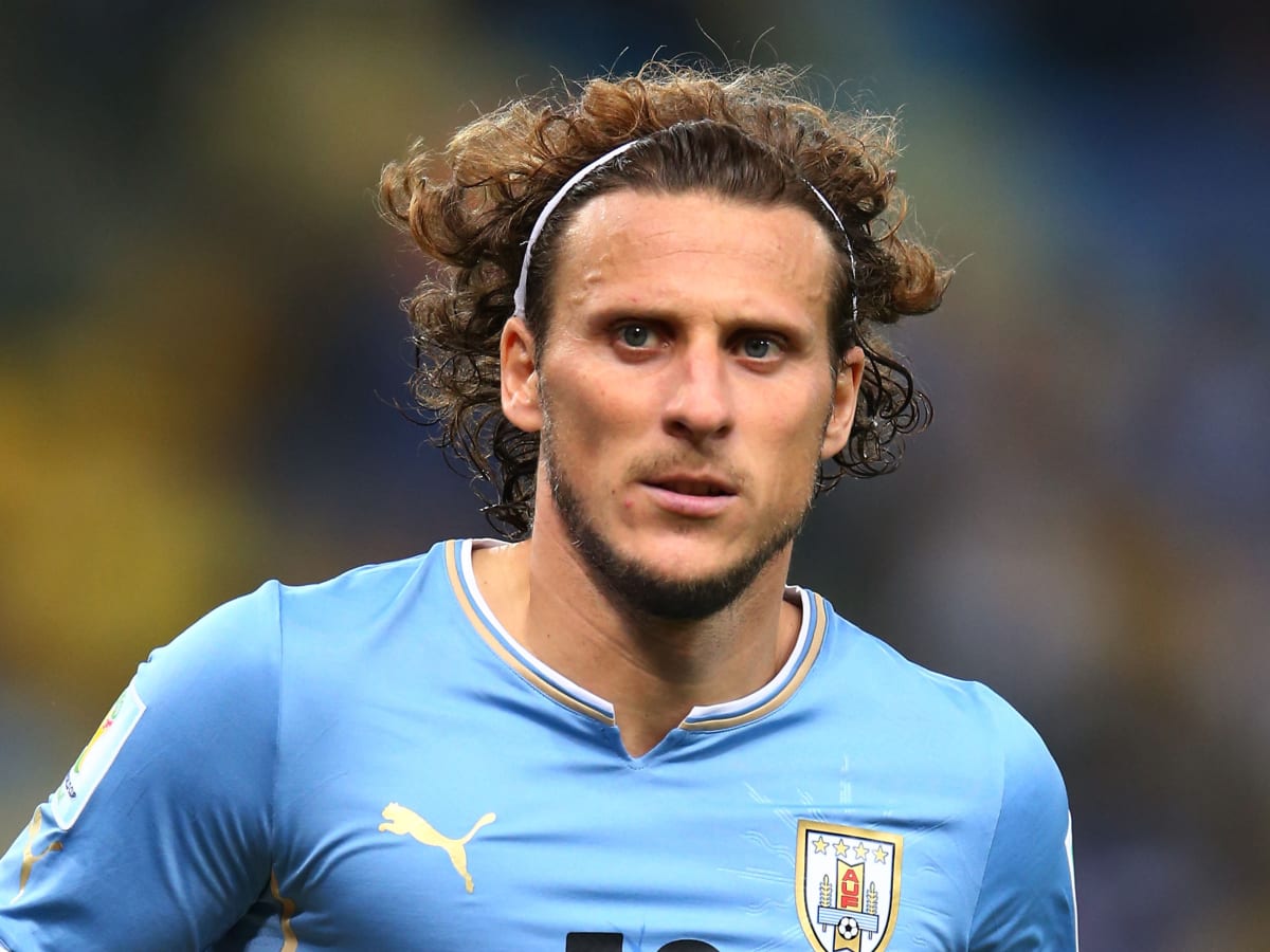 Diego Forlan comes out of retirement at 42 in Uruguay - Football España