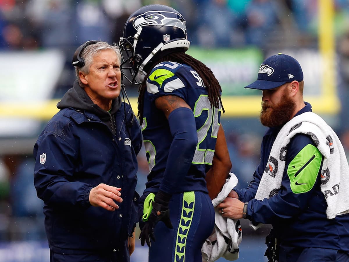 Earl Thomas injury news: Seahawks safety carted off vs Cardinals - Sports  Illustrated