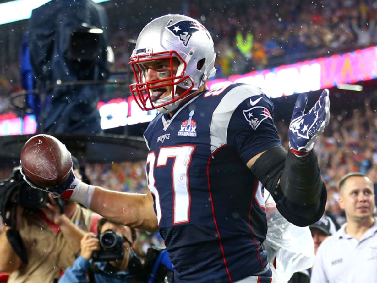 Rob Gronkowski shows off Patriots' WWE belt after Super Bowl - Sports  Illustrated