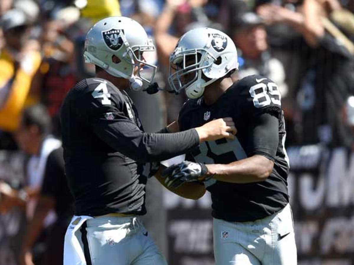 Raiders trade FB Jamize Olawale to Dallas to again move up from