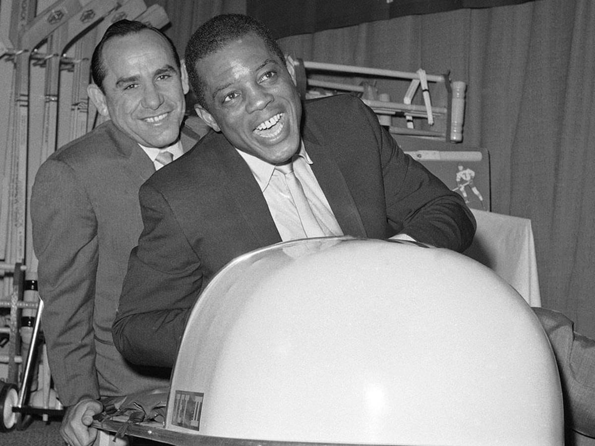Baseball legends Yogi Berra, Willie Mays to receive Presidential Medal of  Freedom – New York Daily News
