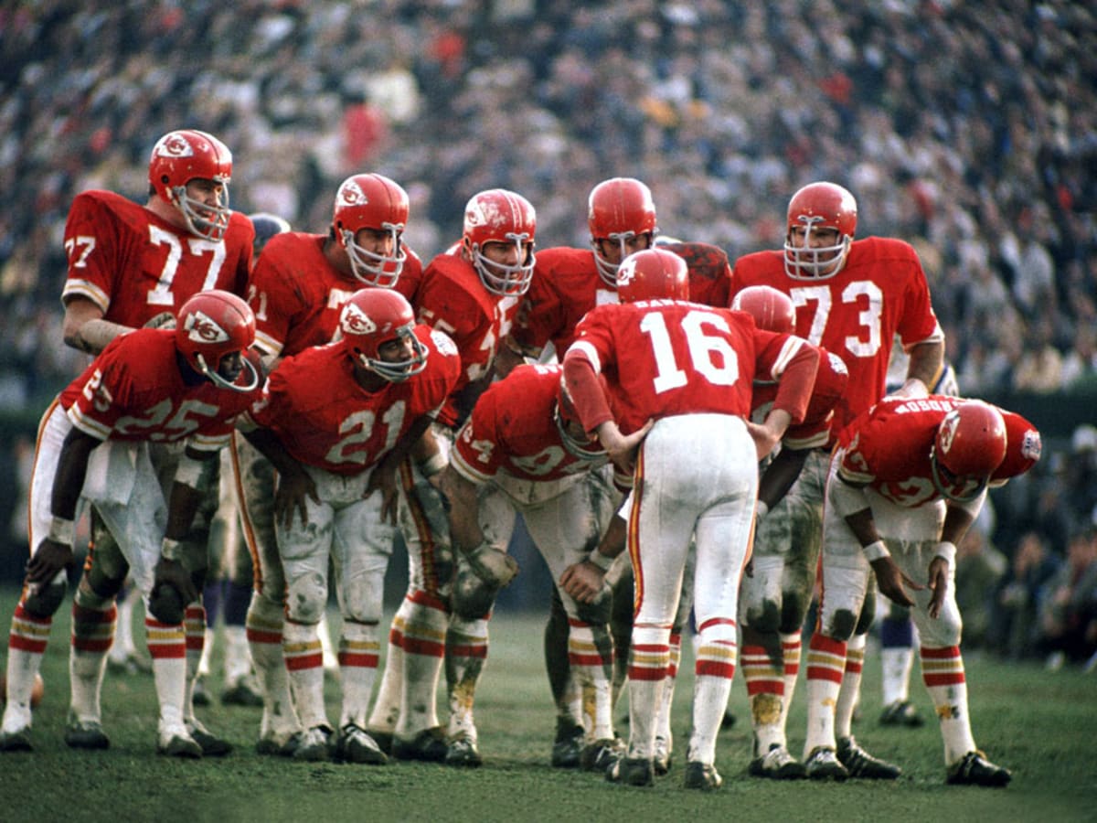 KC Chiefs NFL HOF Len Dawson with Super Bowl IV ring : r/nfl