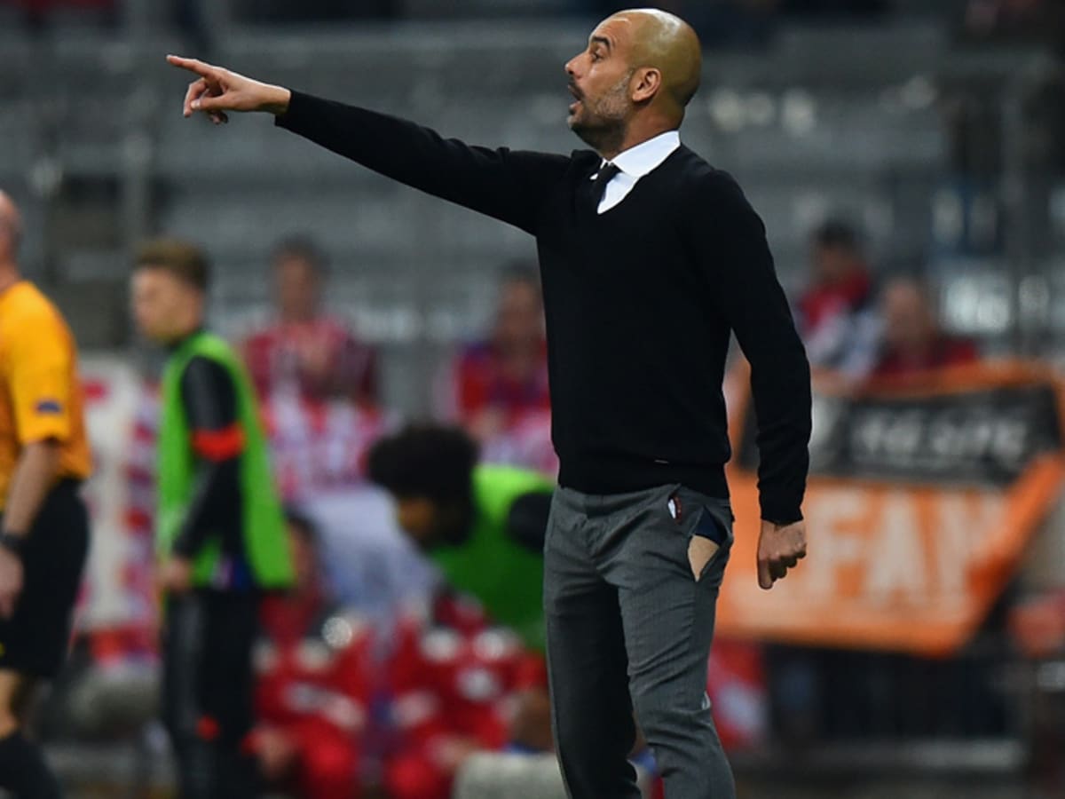 Pep Guardiola Irks Fashion Police By Wearing Hoodie And Stonewashed Jeans   Thick Accent