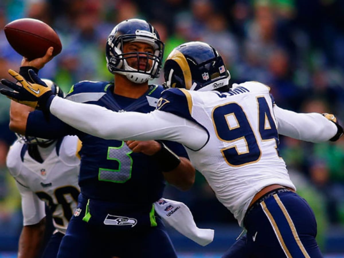 NFC outside linebacker Robert Quinn of the Chicago Bears (94) puts