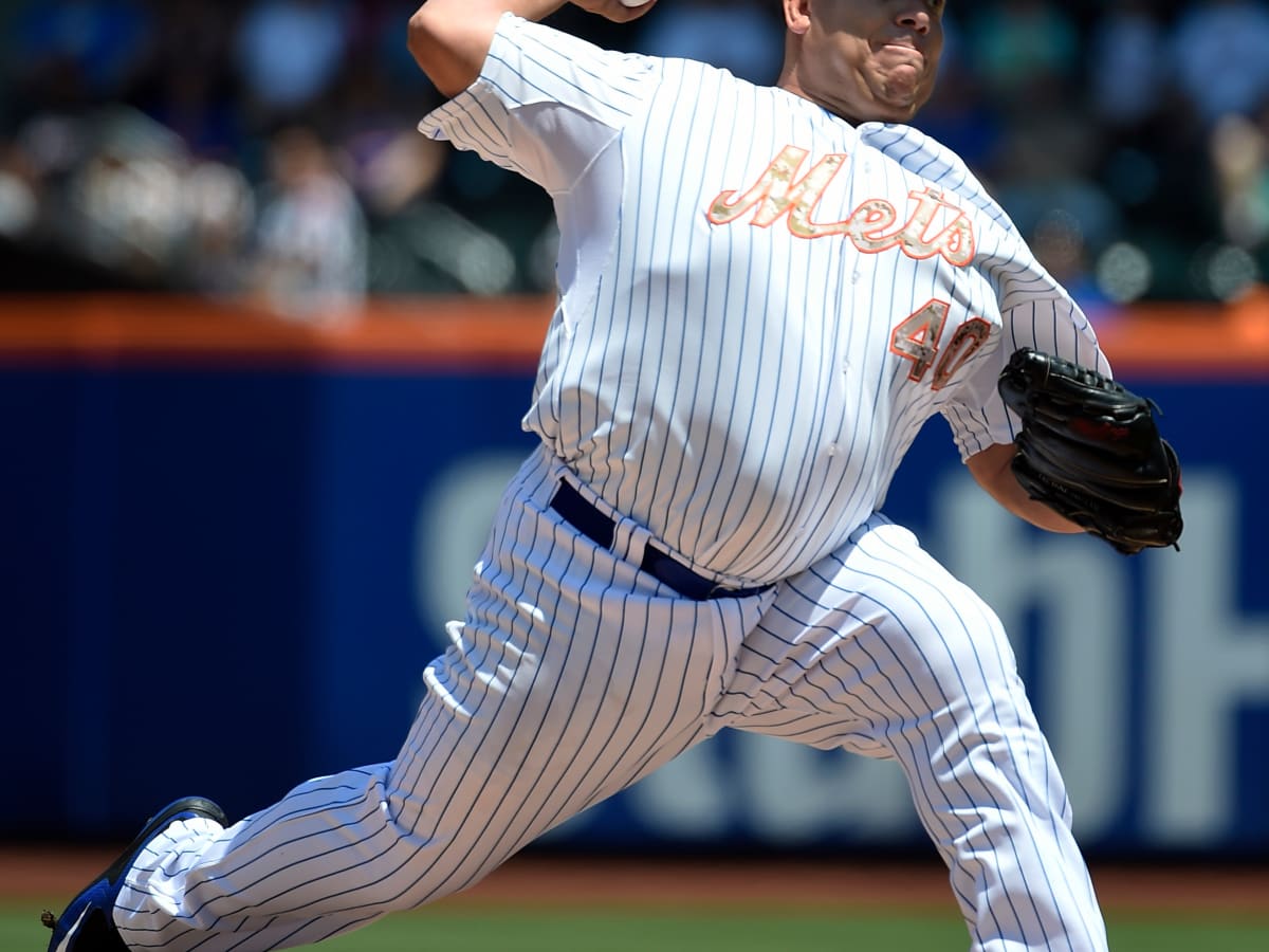 Mets' Colon gets 7th win, 2nd hit