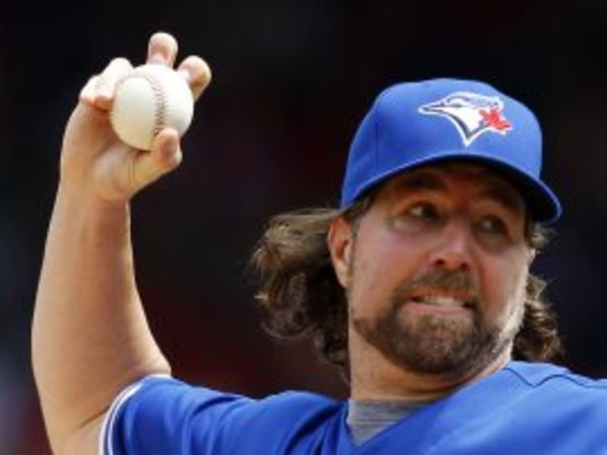 Blue Jays on verge of landing Mets' Dickey