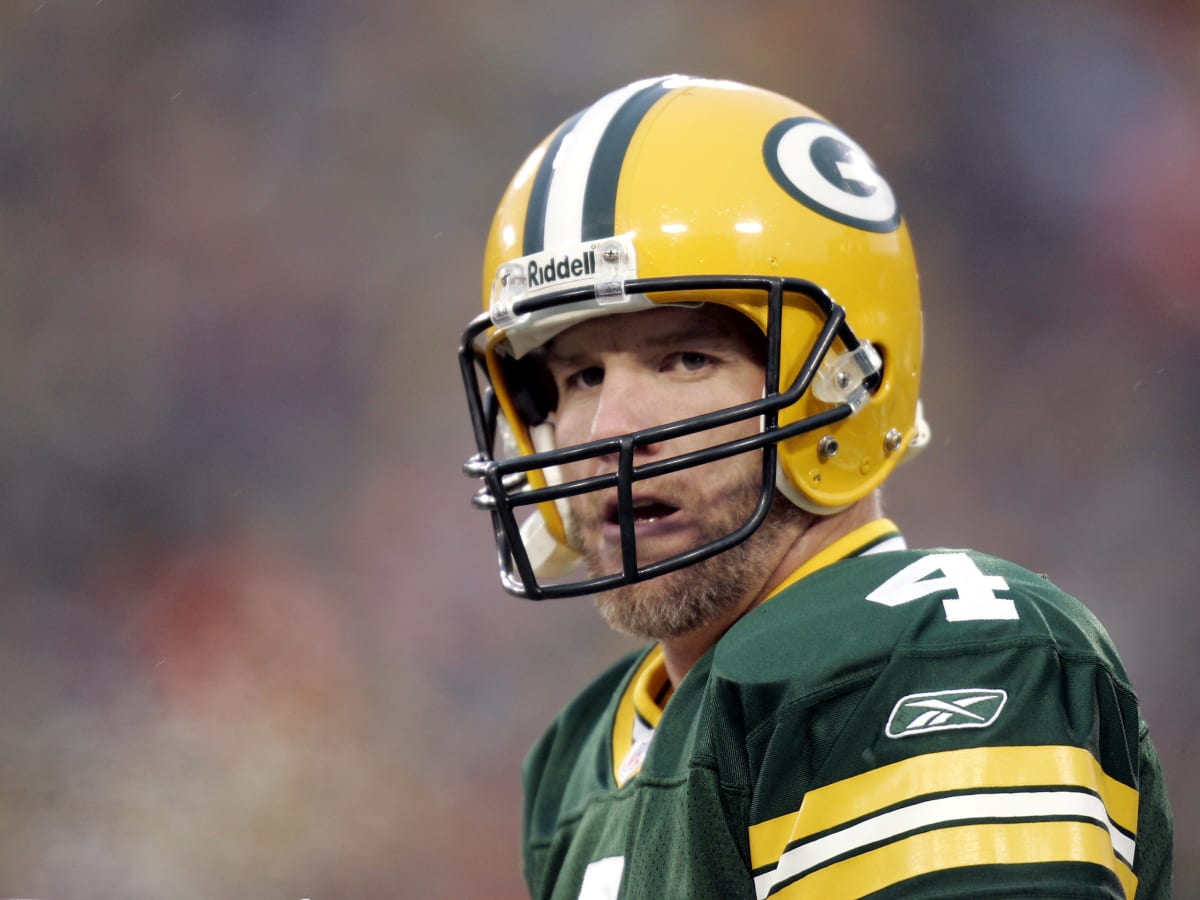 Packers president Mark Murphy: Brett Favre's jersey will be retired 