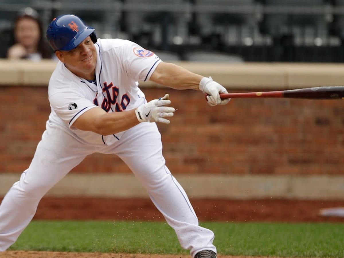 Bartolo Colon batting helmet flies off in Mets game (video) - Sports  Illustrated