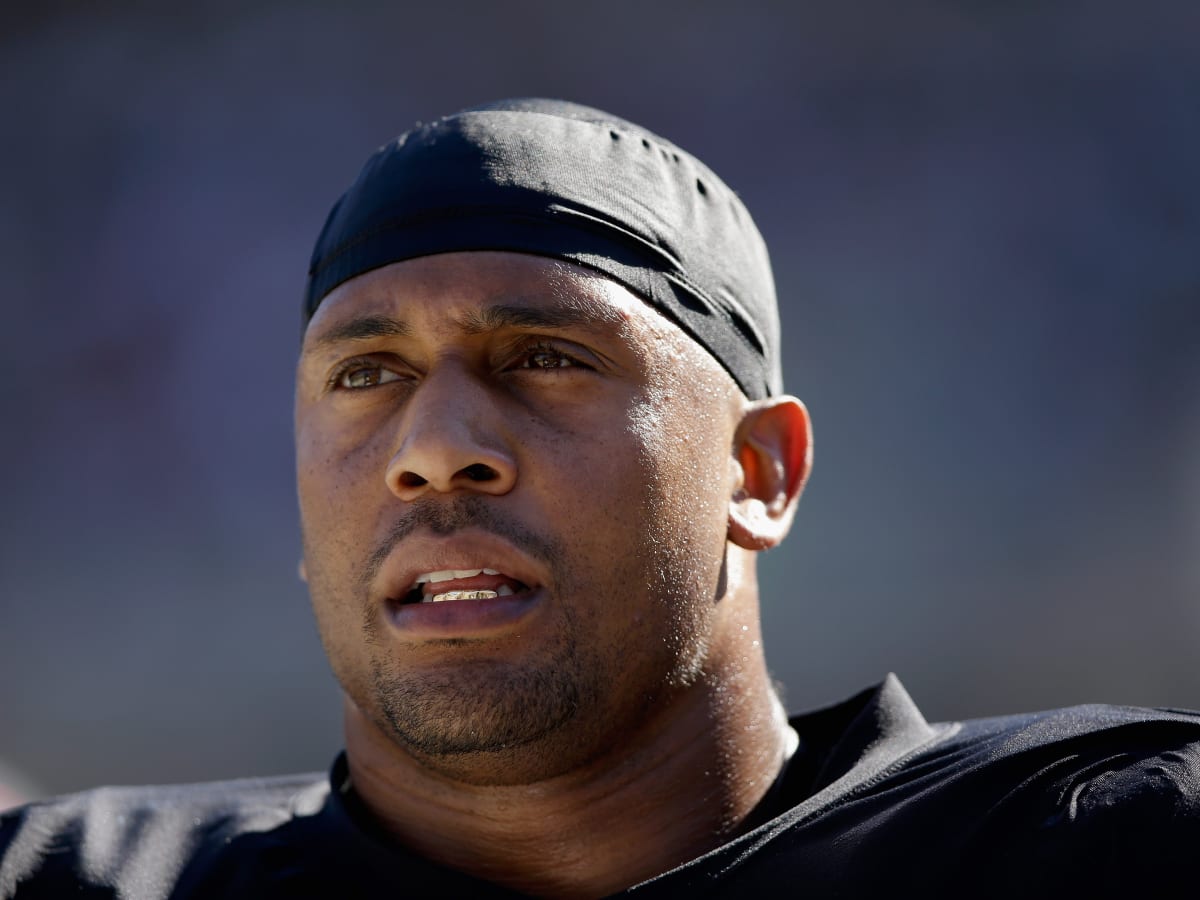 Raiders may lose defensive end LaMarr Woodley to biceps injury (w/video)