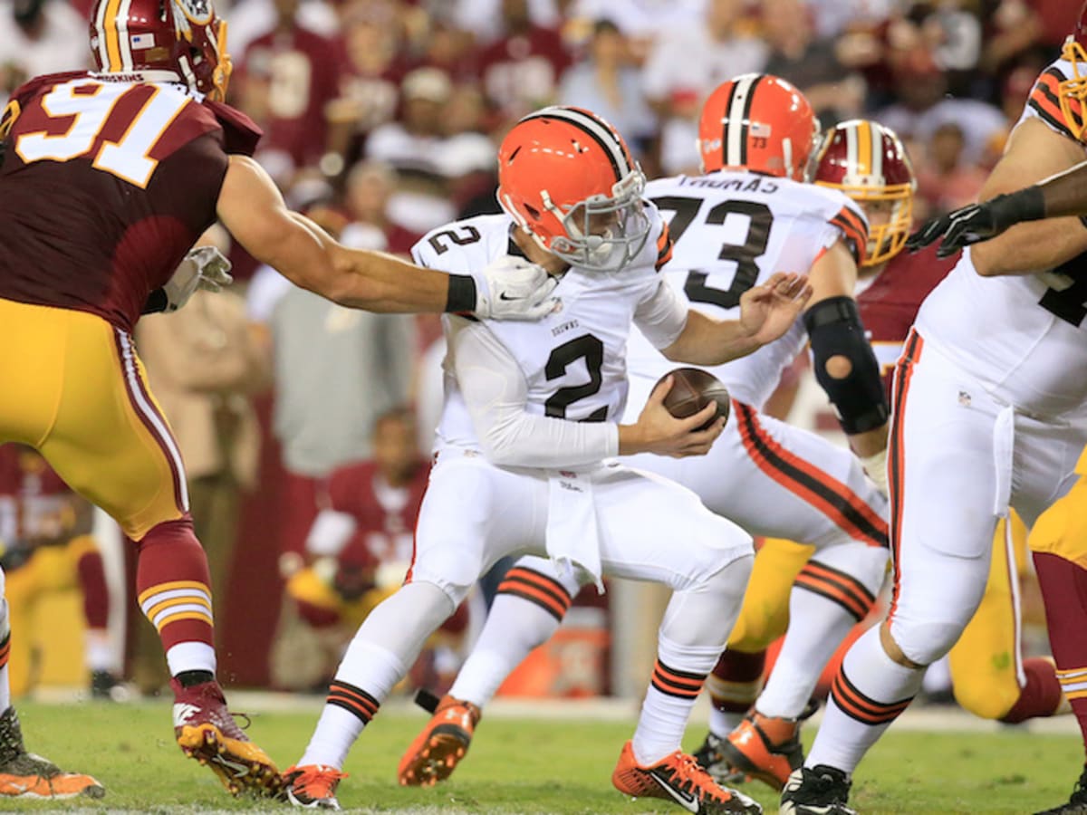 Watch: Johnny Manziel's obscene gesture taints Browns' loss to Redskins