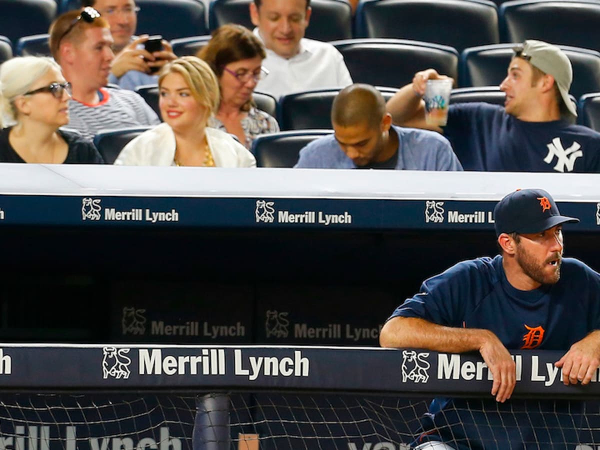 Hey Houston — Kate Upton is definitely a Yankees fan