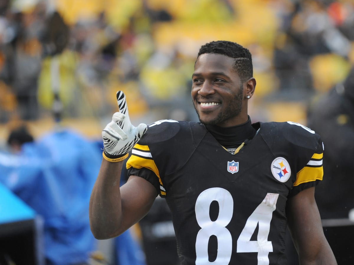 Pittsburgh Steelers WR Antonio Brown penalized for kicking
