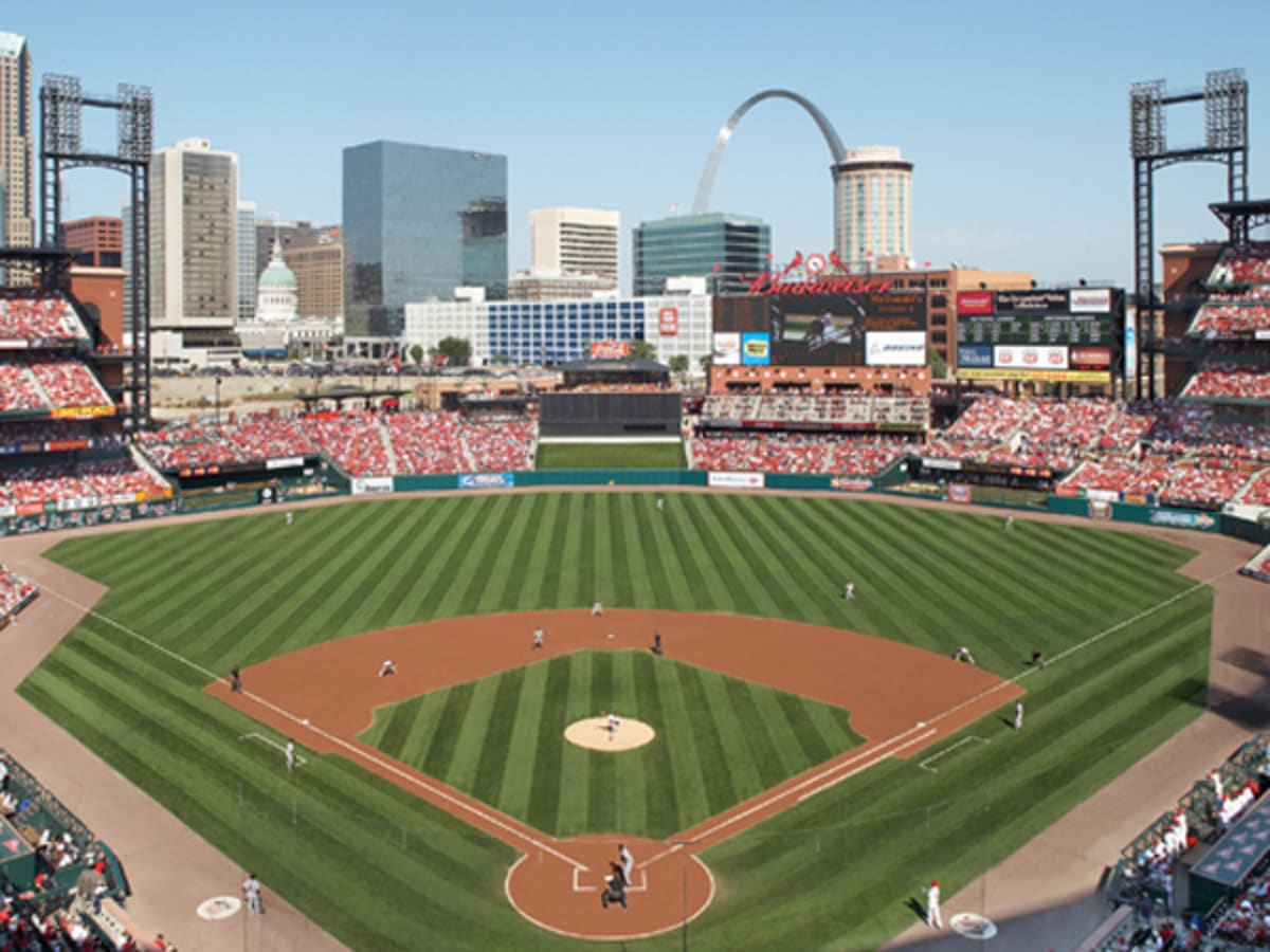 Ballpark Quirks: St. Louis' Busch Stadium asks you to gaze beyond