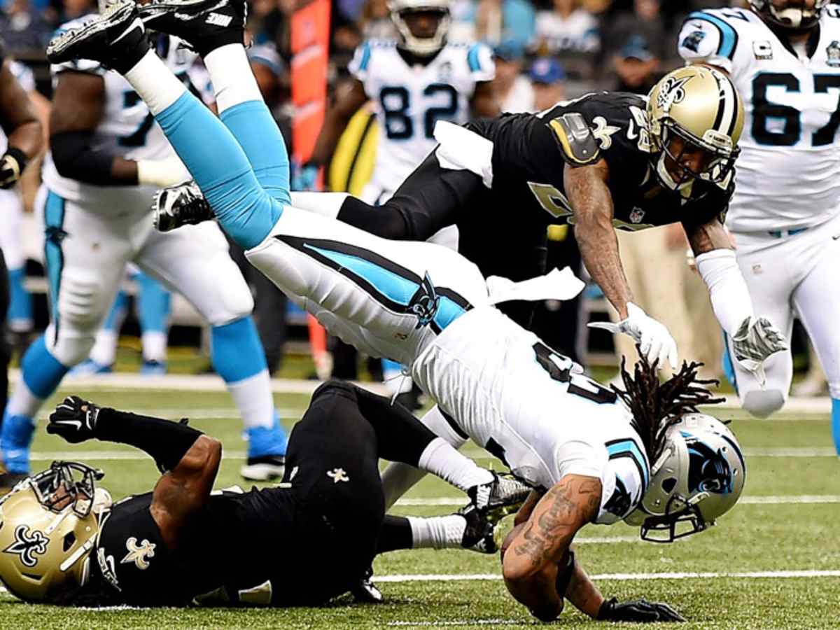 Panthers tight end thrown out of game after scuffle with Saints