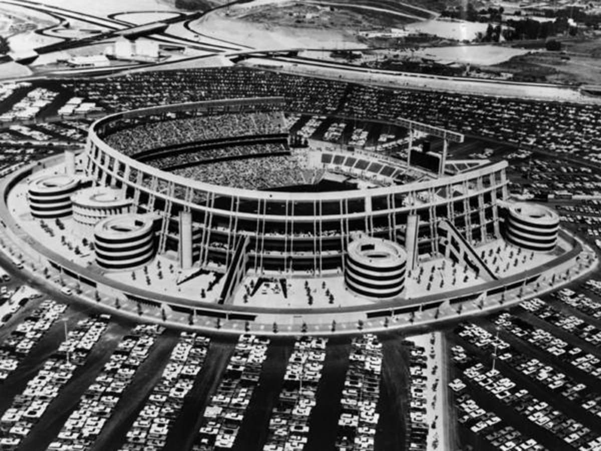 San Diego Stadium - Wikipedia