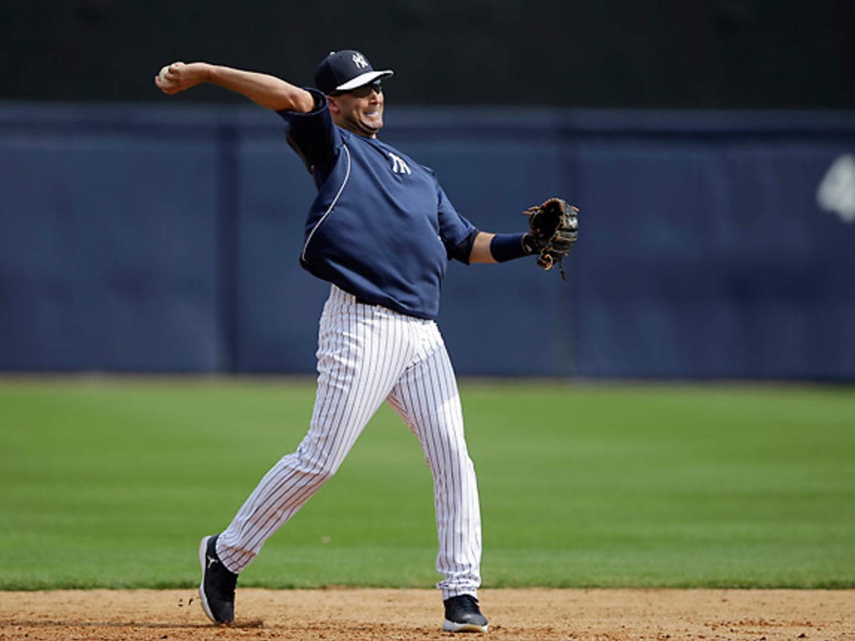 Derek Jeter injury: Yankees star begins hitting, fielding drills 