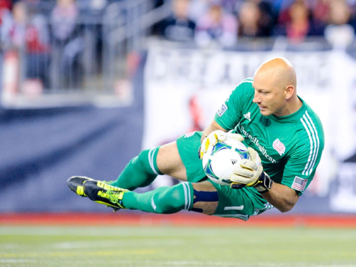 New England Revolution goalkeeper Matt Reis retires after 16