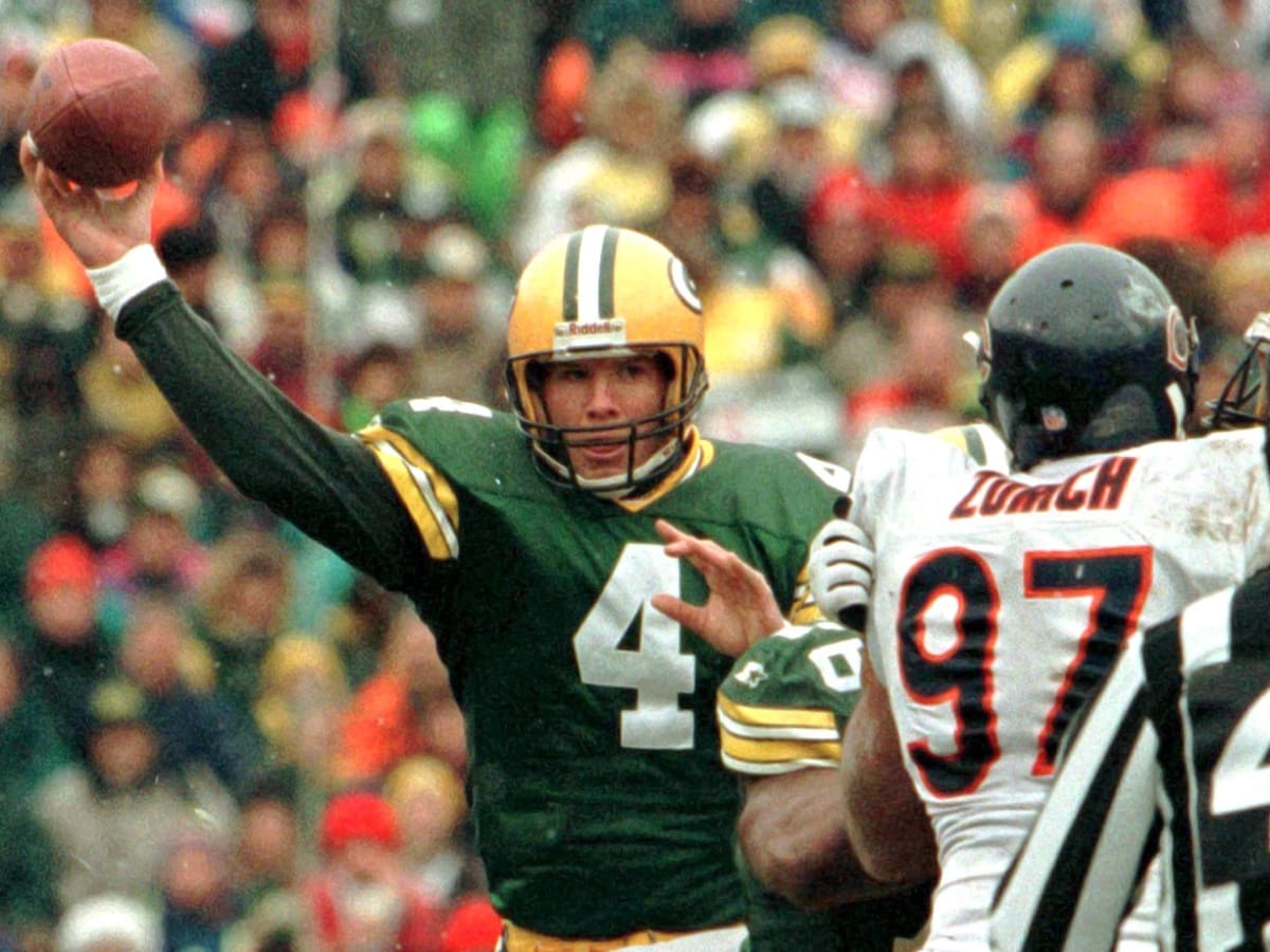 Brett Favre Green Bay Packers v Buccaneers 2001