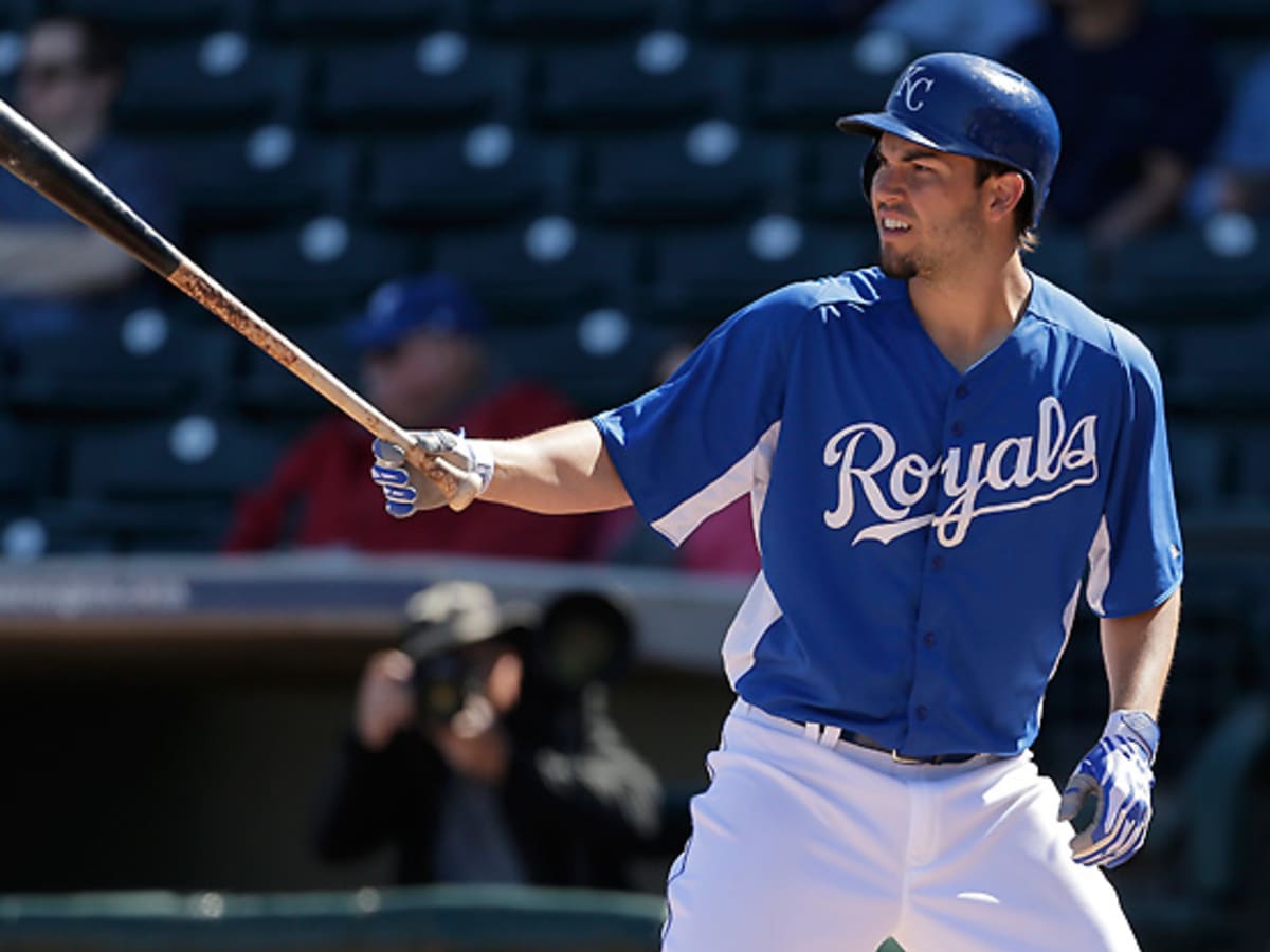 Roster Move: Cubs officially release Eric Hosmer