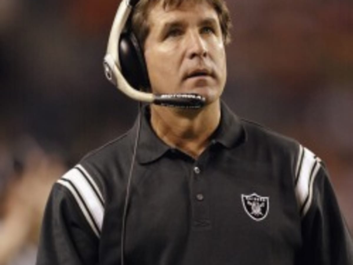 Tim Brown says Raiders coach sabotaged Super Bowl