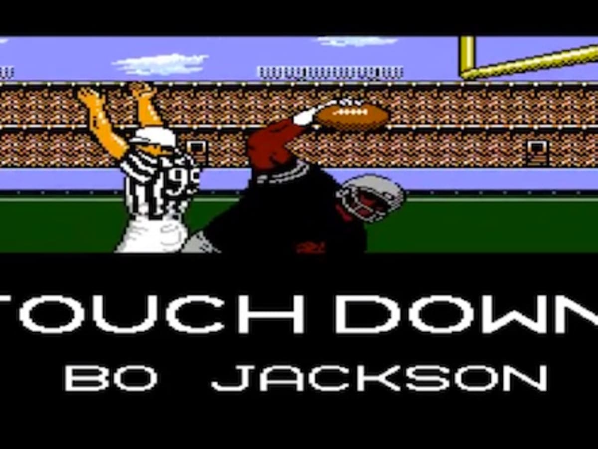 Tecmo Super Bowl - Where everyone wanted to be Bo Jackson so you