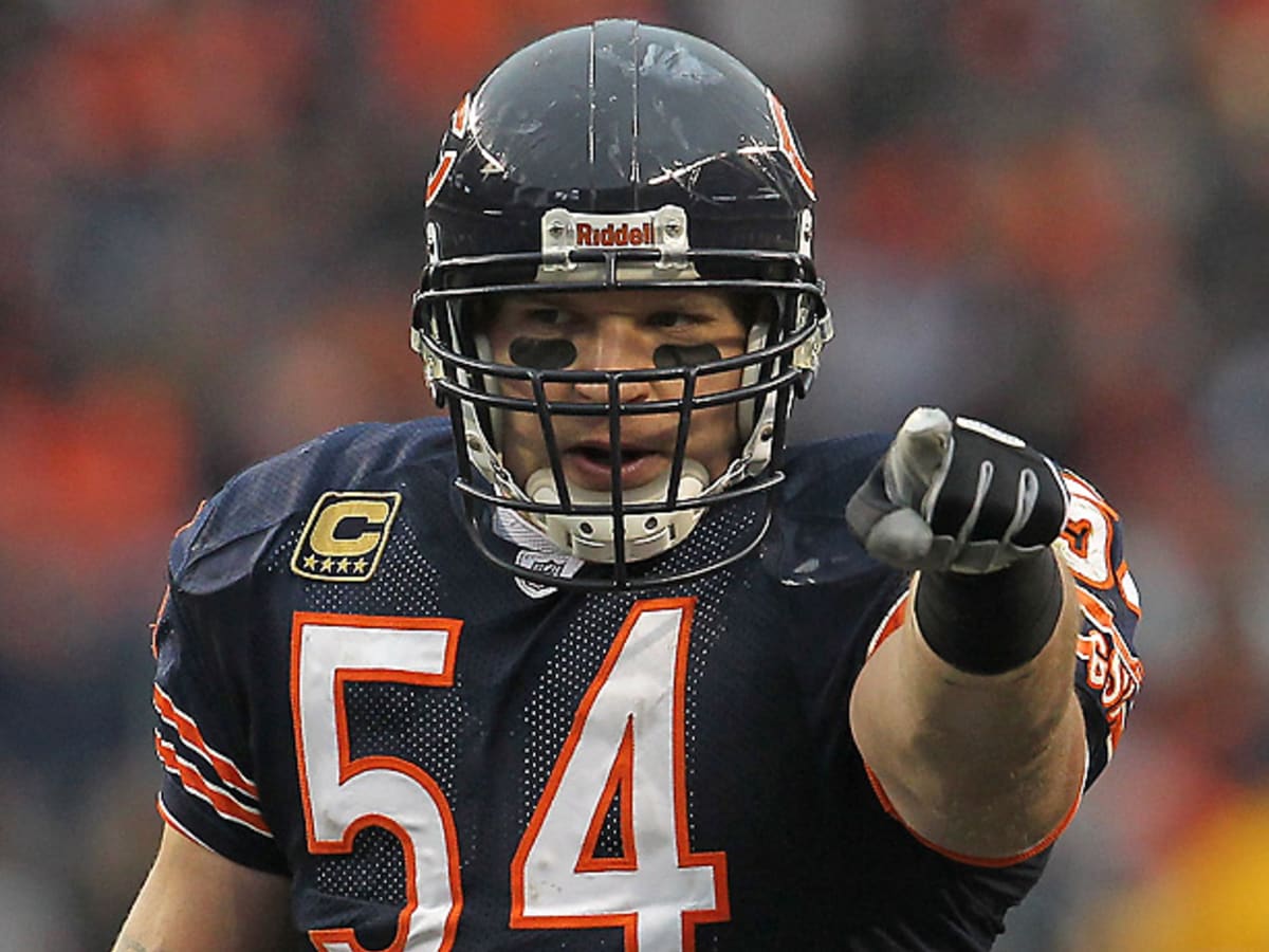 Brian Urlacher shares which NFL QB was the toughest to face