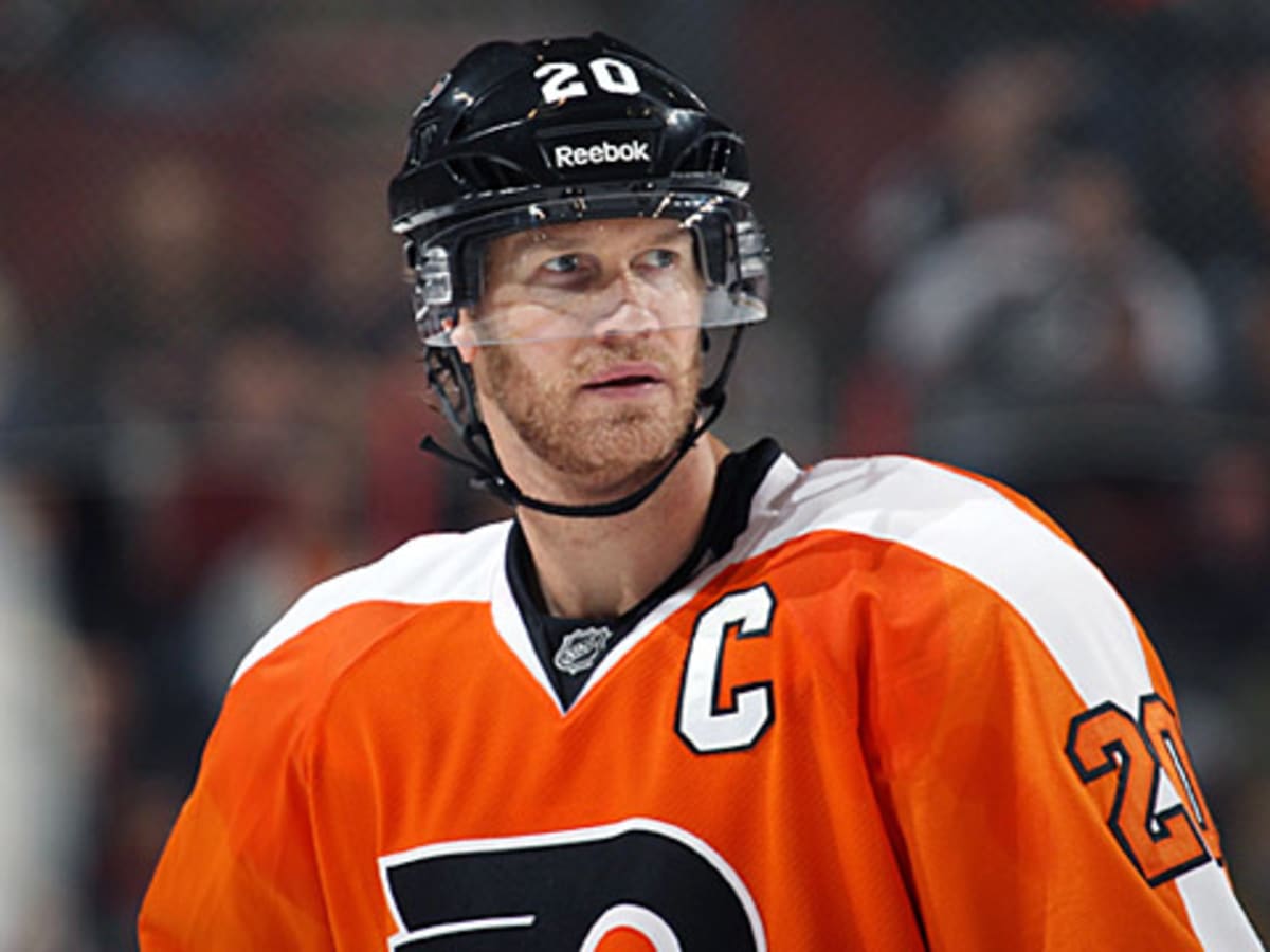 Pronger drops the puck on night Blues announce jersey retirement 
