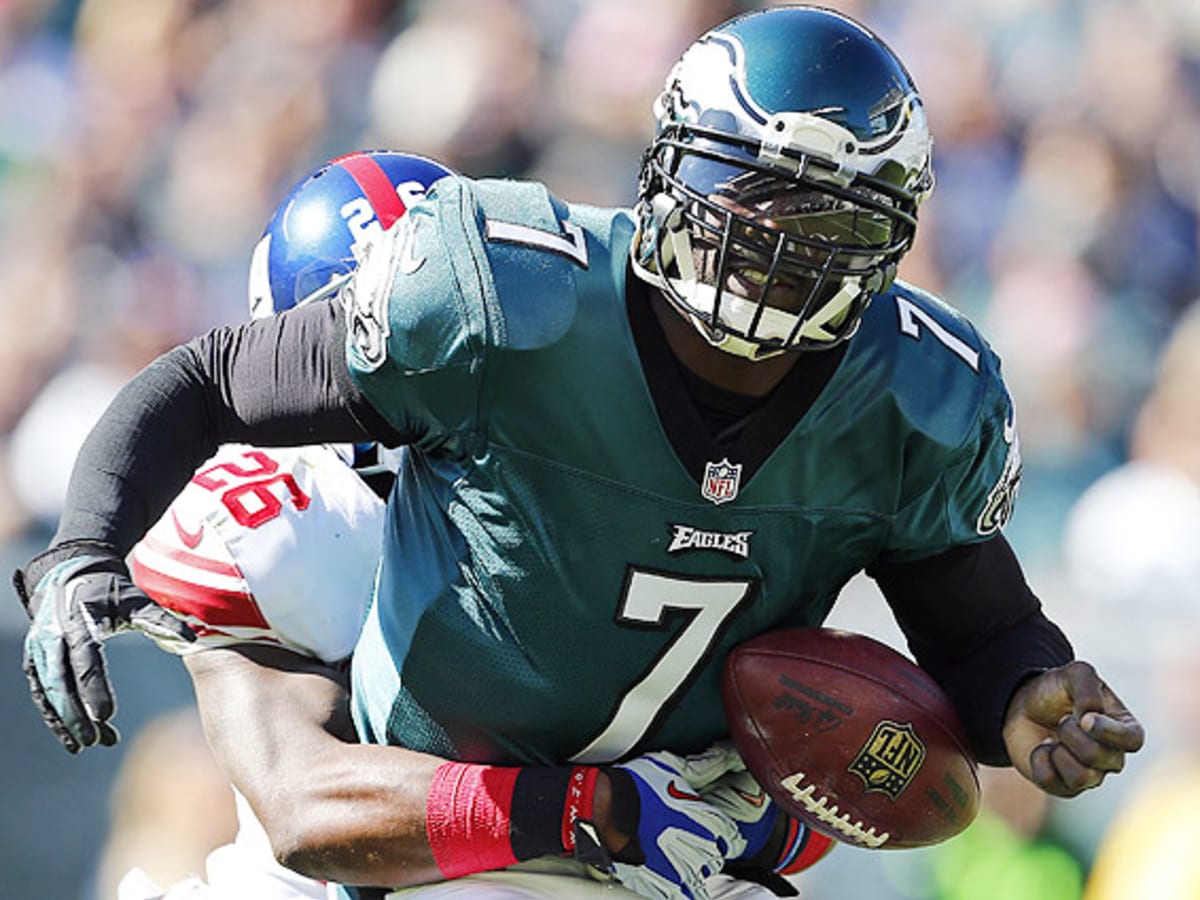 Vick, Eagles offense still struggling 