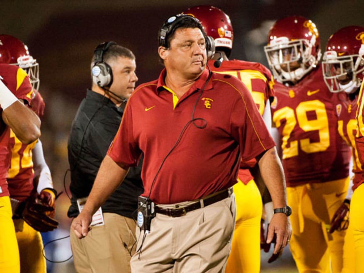 Ed Orgeron May Not Keep USC Gig, but He Deserves Someone's Head