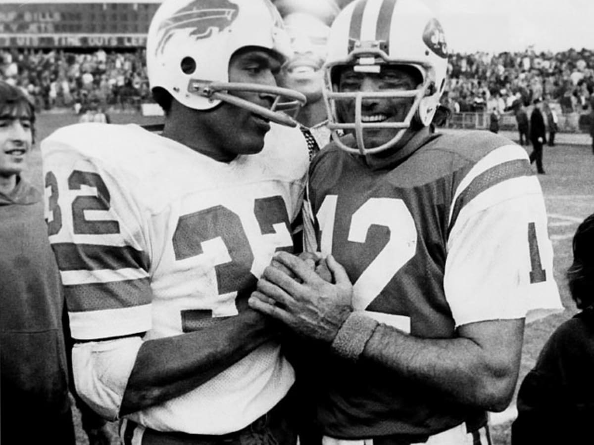 CINCINNATI BENGALS FOOTBALL vs HOUSTON OILERS Sports Tackle 1969 Press Photo