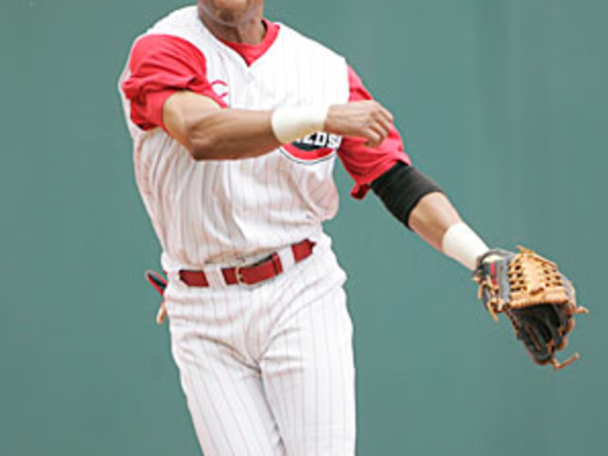 Barry Larkin: Cincinnati Reds Hall-of-Fame shortstop through the years