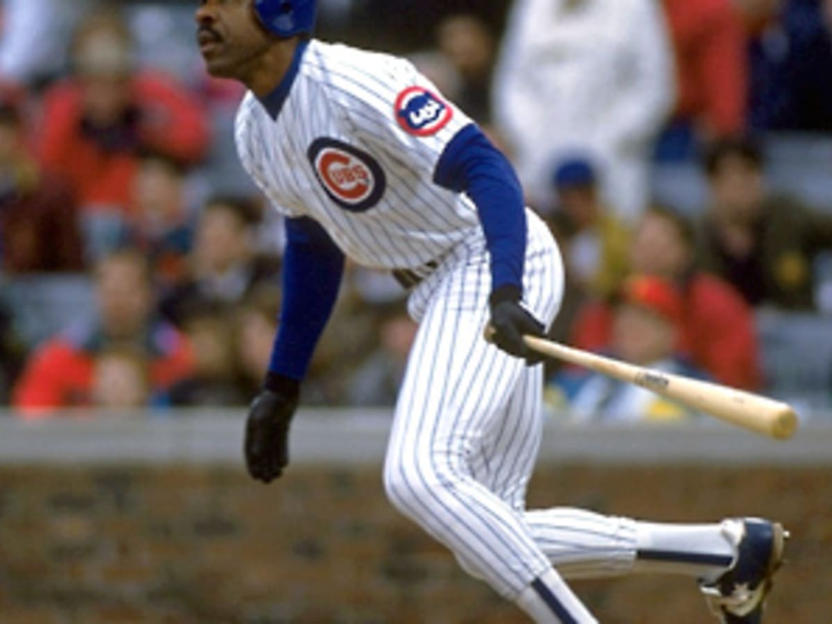 Andre Dawson came to a brutal Chicago Cubs team, became a legend