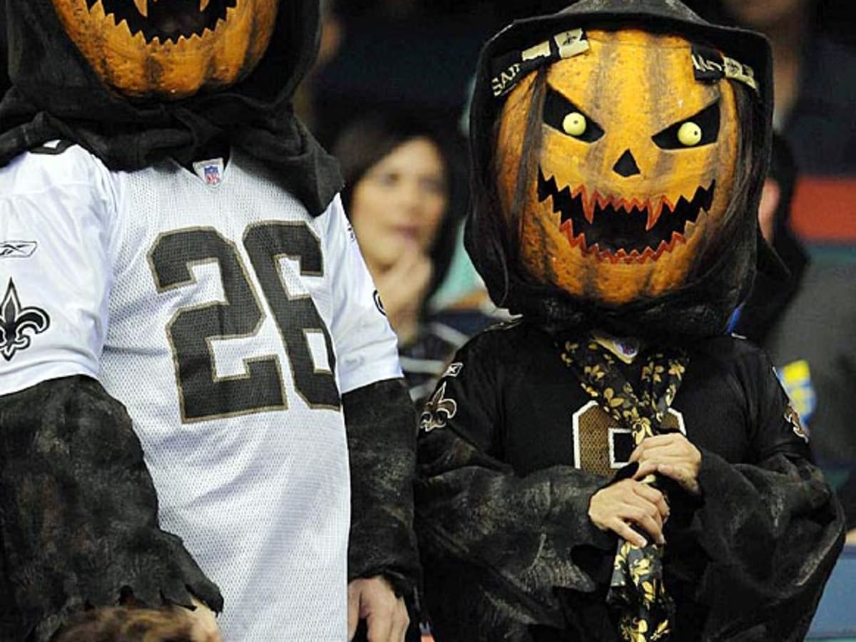 NFL Fans on Halloween - Sports Illustrated