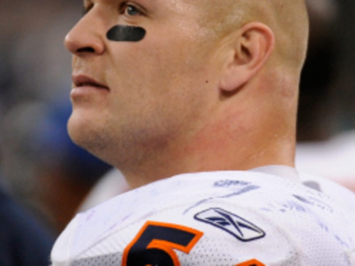 Urlacher Gets Fined $100,000 For Super Bowl Stunt