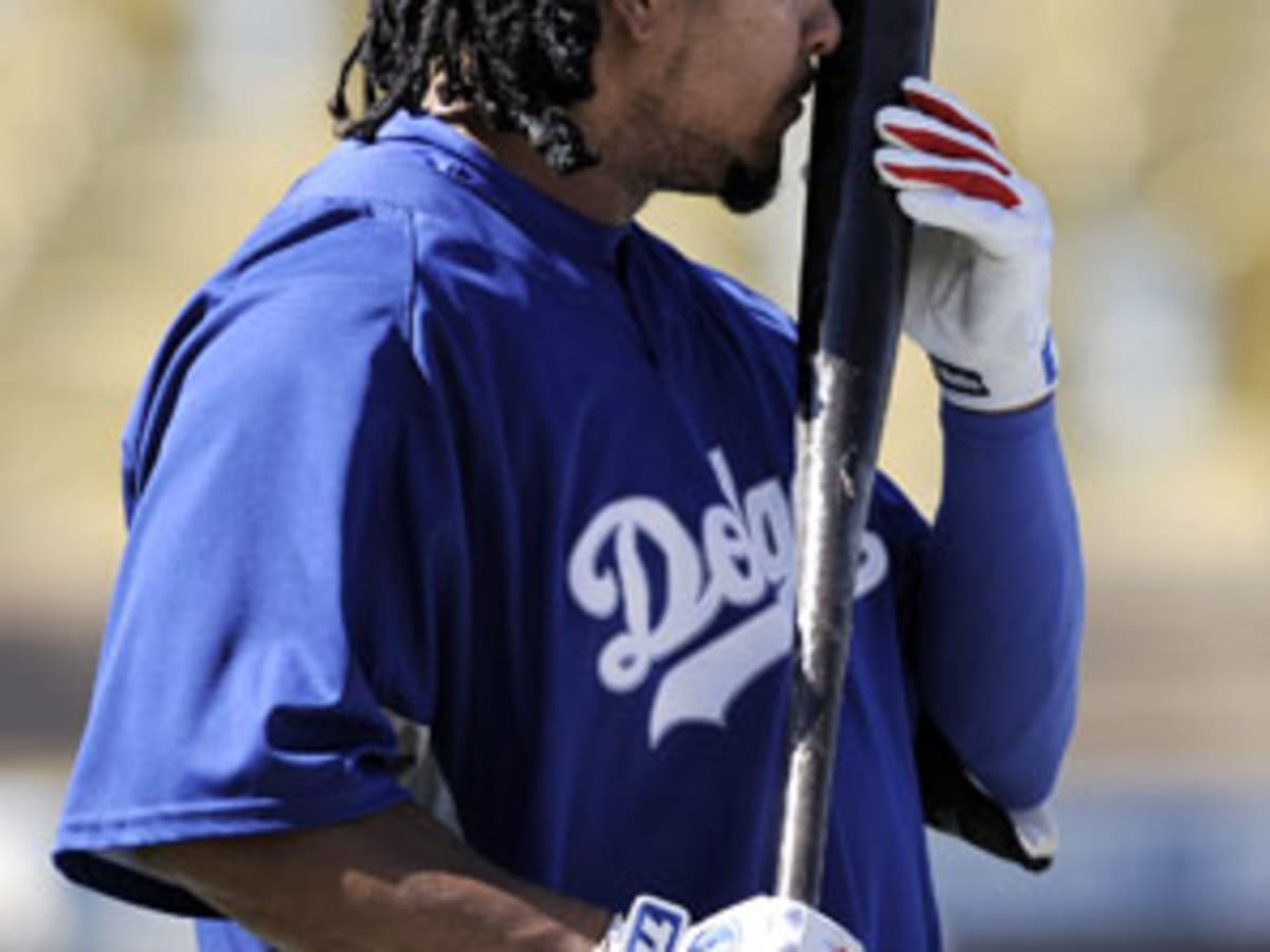 Selena Roberts: Is Manny and the Dodgers a fling or a long-term