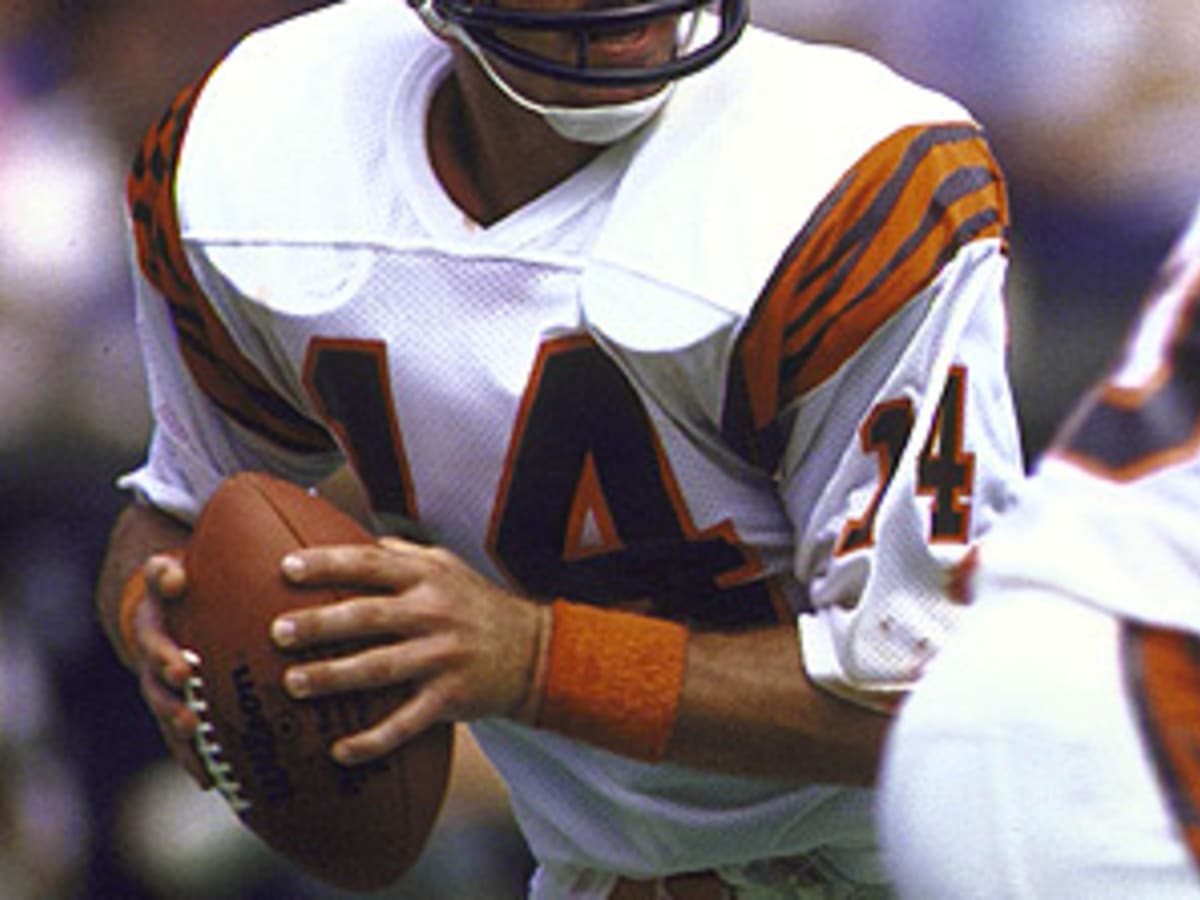 Not in Hall of Fame - 8. Ken Anderson