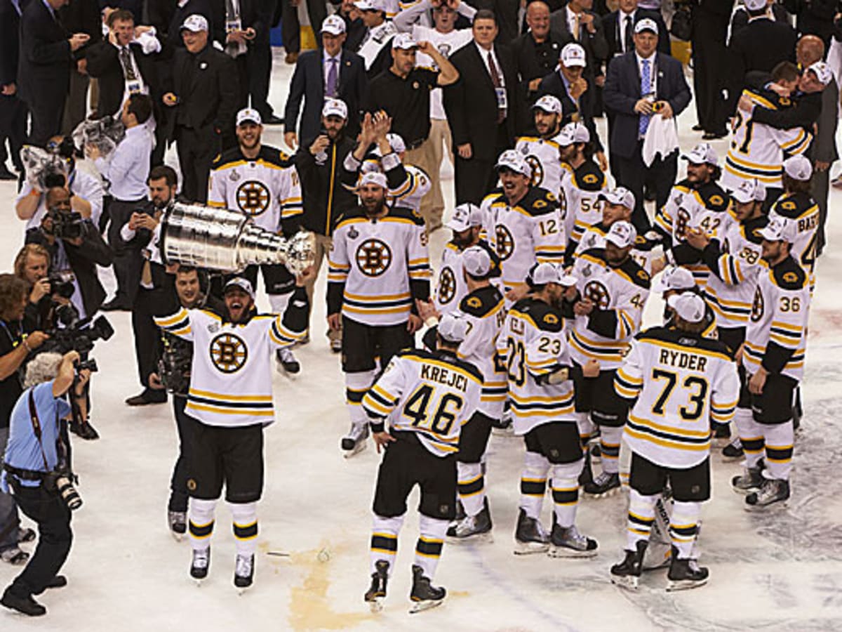 Boston Bruins' playoff collapse is, historically, not a bad sign