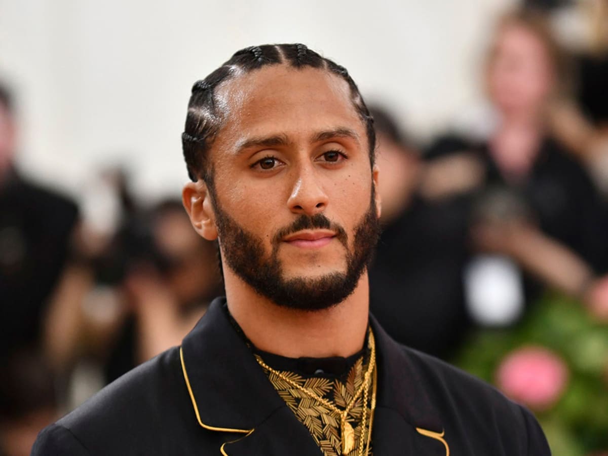 Raiders reportedly offer Colin Kaepernick first workout since