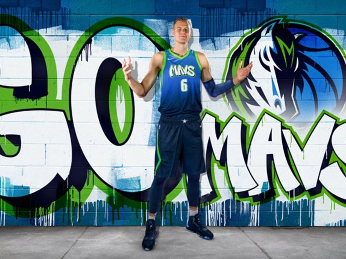 Mavs Unveil Luka Donic Augmented Reality (AR) Mural In Dallas