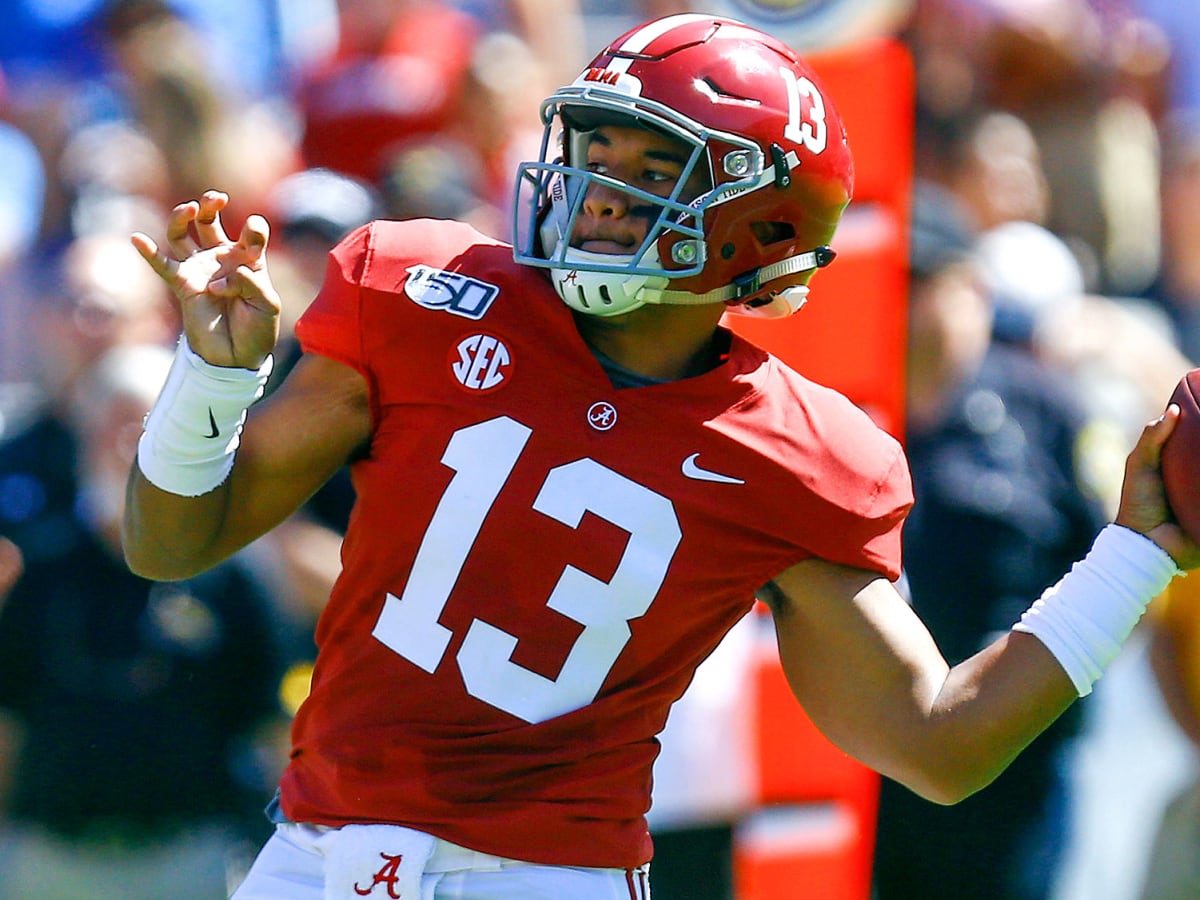 Ex-NFL QB Robert Griffin III, others call on Dolphins to sit Tua Tagovailoa  after latest concussion