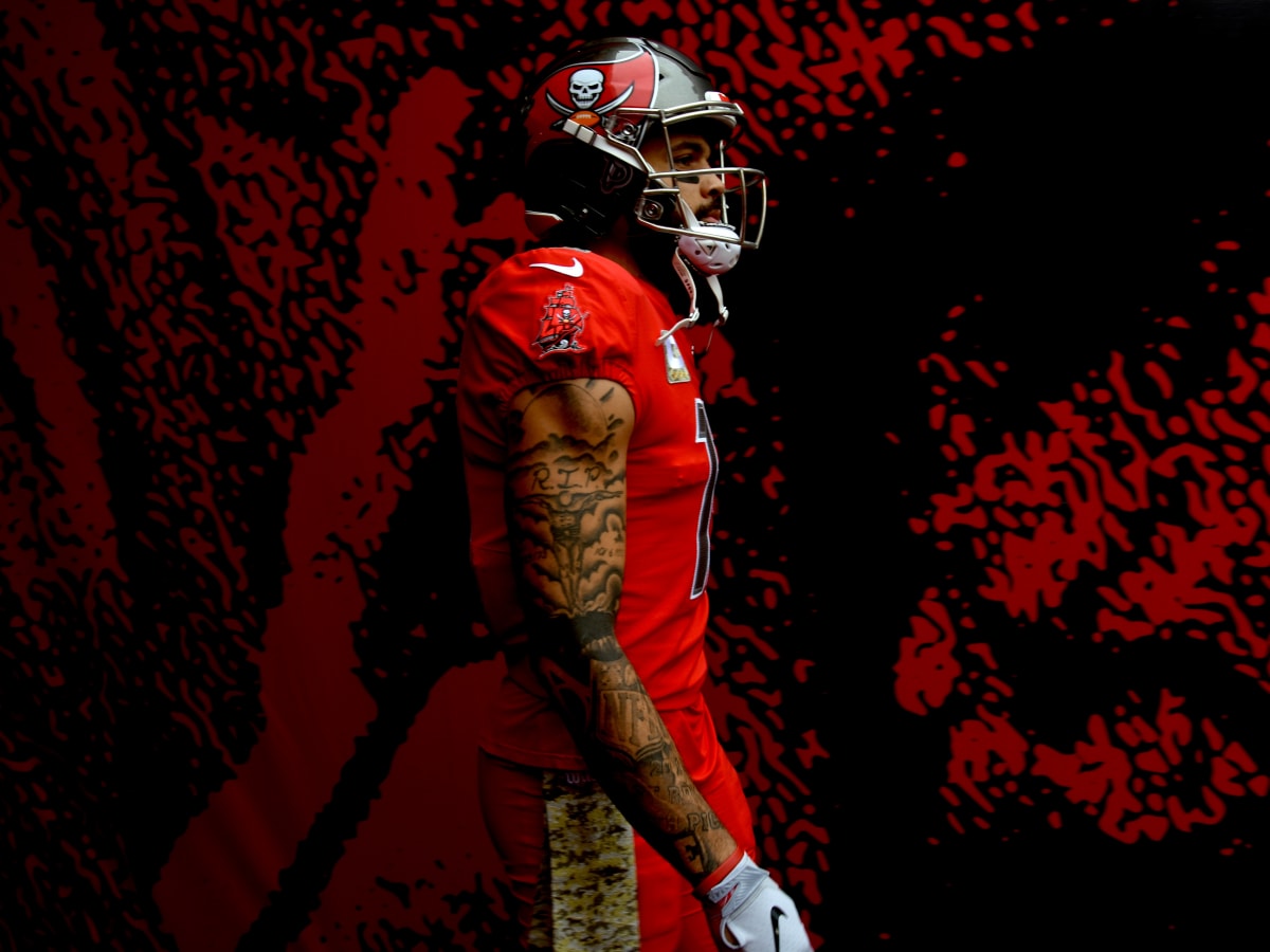 Mike Evans Joins Randy Moss in Elite Club - Tampa Bay Buccaneers, BucsGameday